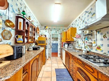 Moradia T6 para Venda em São Domingos de Rana