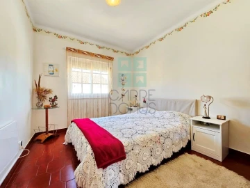 Moradia T6 para Venda em São Domingos de Rana