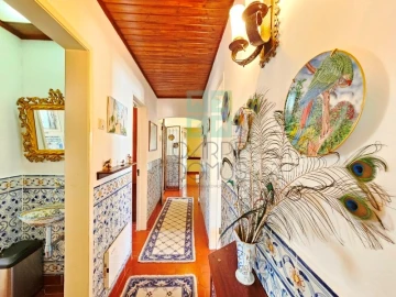 Moradia T6 para Venda em São Domingos de Rana