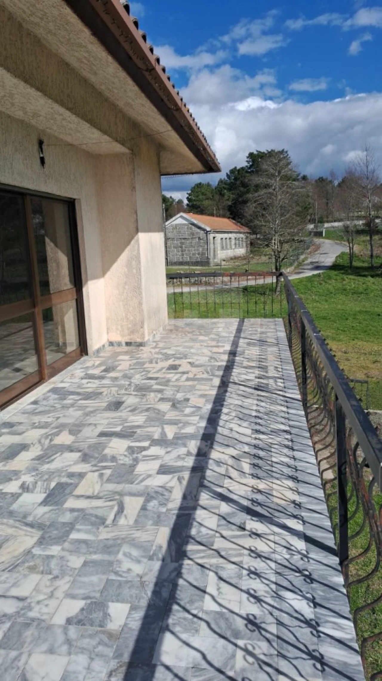 Moradia T6 para Venda em Monteiras Foto 33