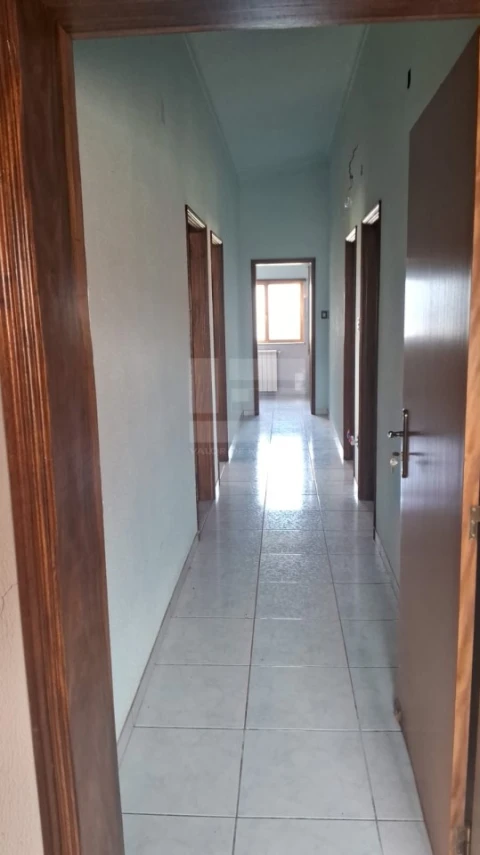 Moradia T6 para Venda em Monteiras