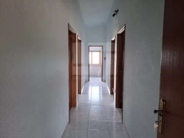 Moradia T6 para Venda em Monteiras