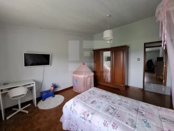 Moradia T6 para Venda em Monteiras