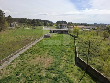 Moradia T6 para Venda em Monteiras