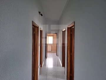 Moradia T6 para Venda em Monteiras