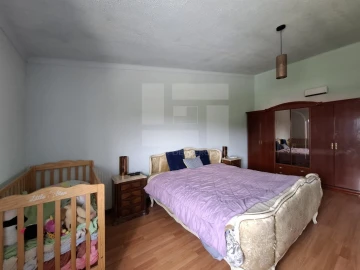 Moradia T6 para Venda em Monteiras