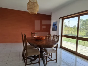 Moradia T6 para Venda em Monteiras