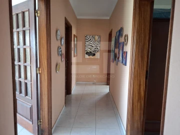 Moradia T6 para Venda em Monteiras