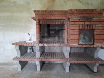 Moradia T6 para Venda em Monteiras