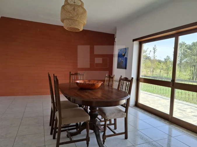 Moradia T6 para Venda em Monteiras Foto 70