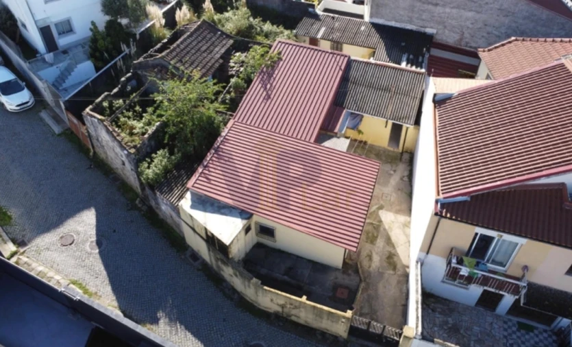 Terreno para Venda em Paranhos Foto 2