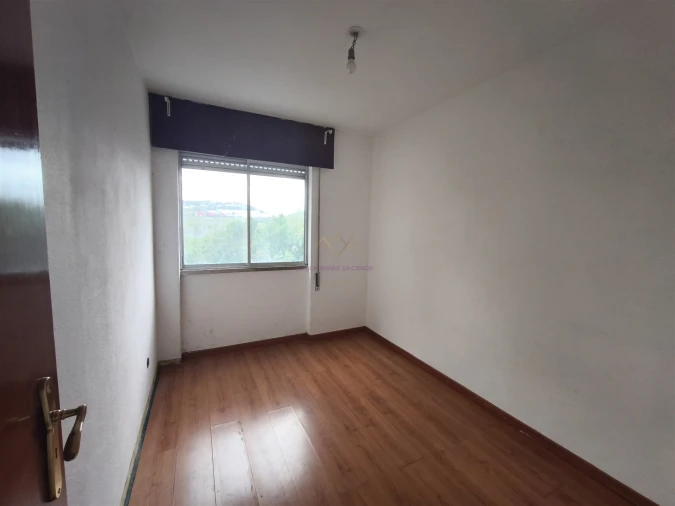 Apartamento T3 para Venda em Santo António dos Cavaleiros e Frielas Foto 18