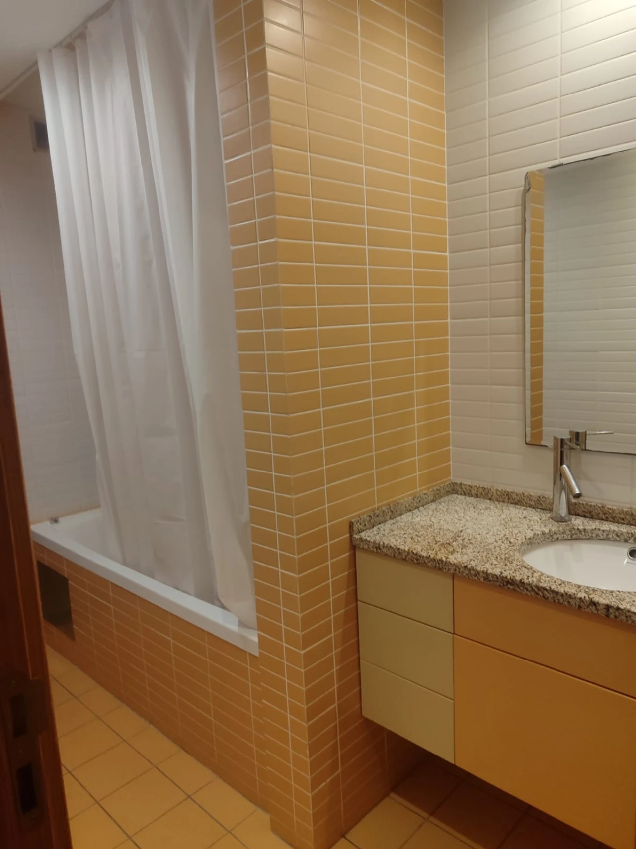 Apartamento T3 para Arrendamento em Viseu Foto 7