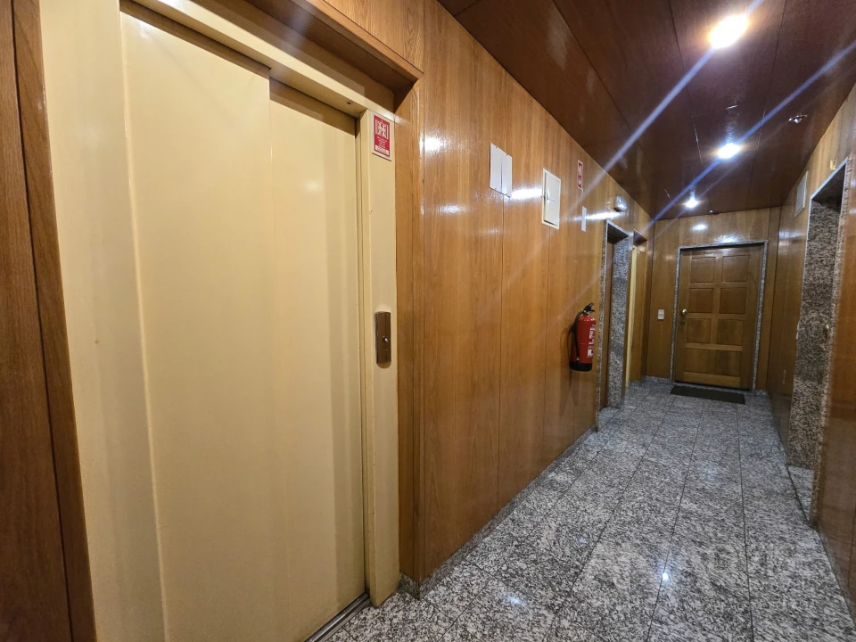 Apartamento T2 para Arrendamento em Repeses e São Salvador Foto 30