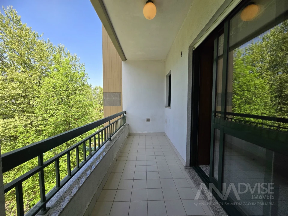 Apartamento T2 para Arrendamento em Repeses e São Salvador Foto 4