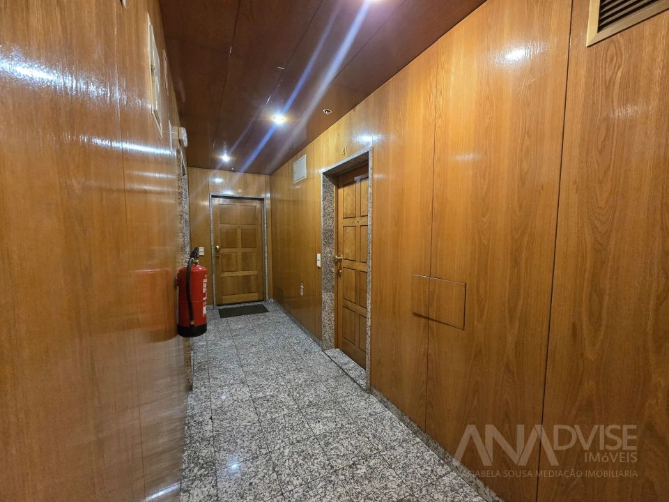 Apartamento T2 para Arrendamento em Repeses e São Salvador Foto 29