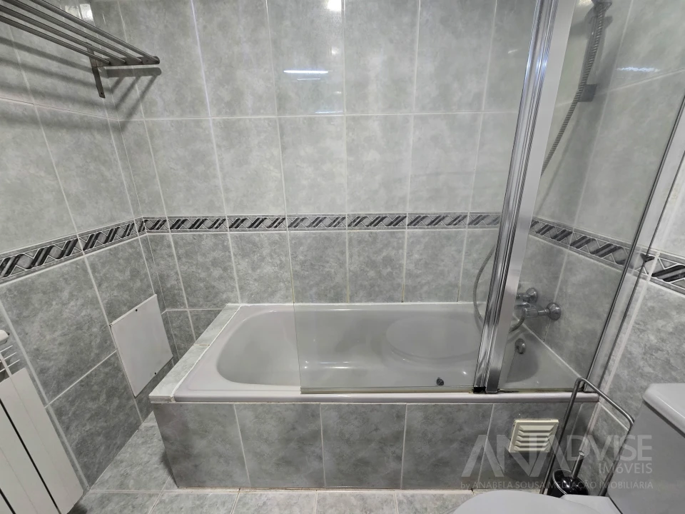 Apartamento T2 para Arrendamento em Repeses e São Salvador Foto 19