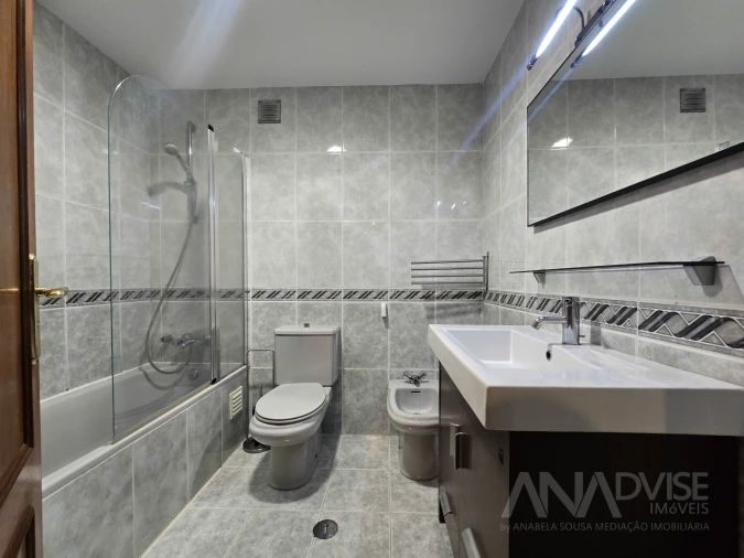 Apartamento T2 para Arrendamento em Repeses e São Salvador Foto 18