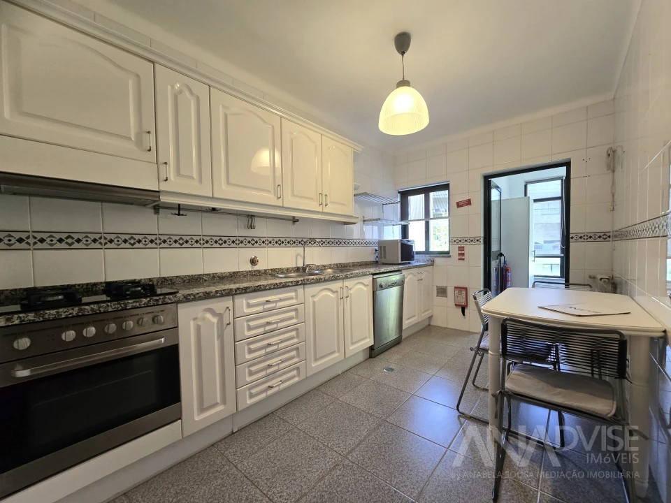 Apartamento T2 para Arrendamento em Repeses e São Salvador Foto 7