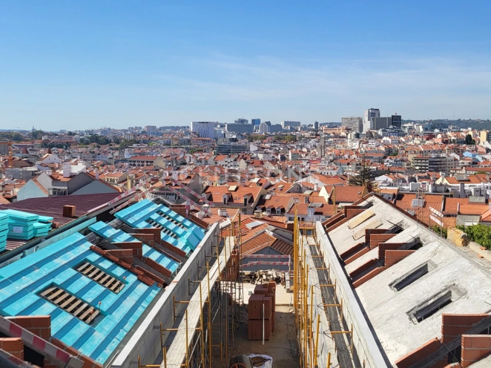 Apartamento T2 para Venda em Areeiro Foto 35
