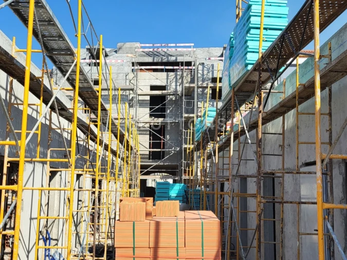 Apartamento T2 para Venda em Areeiro Foto 30