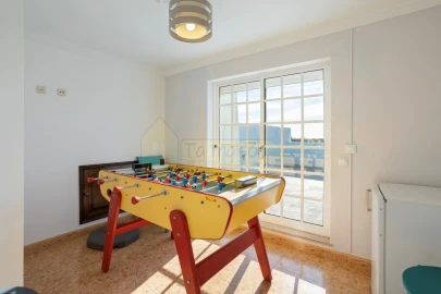 Moradia T4 para Venda em Moncarapacho e Fuseta