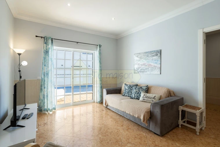 Moradia T4 para Venda em Moncarapacho e Fuseta Foto 4