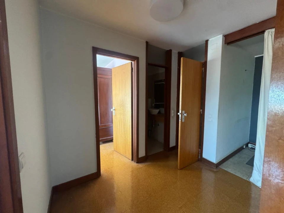 Apartamento T3 para Venda em Campanhã Foto 4