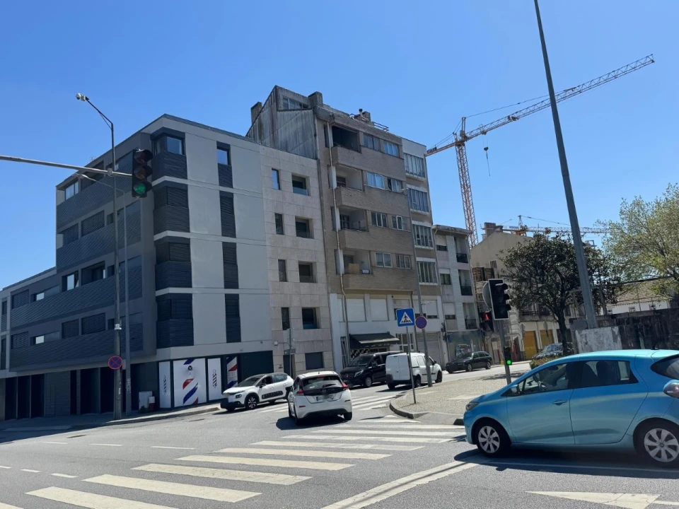 Apartamento T3 para Venda em Campanhã Foto 1