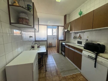 Apartamento T3 para Venda em Campanhã