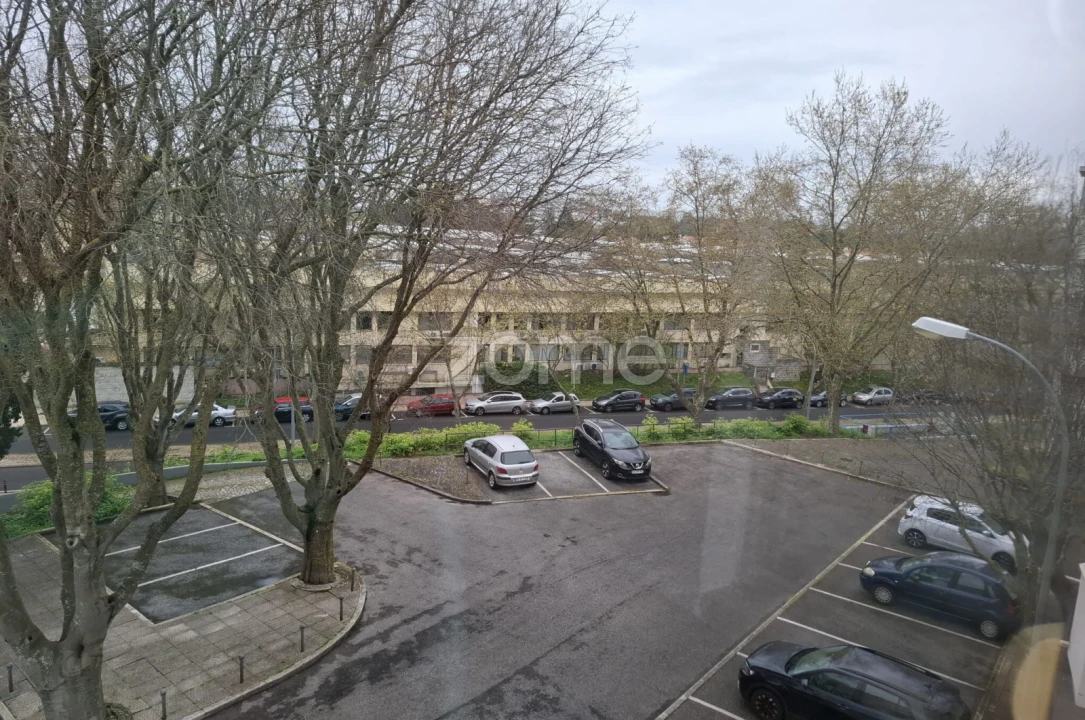 Apartamento T3 para Arrendamento em Oeiras e São Julião da Barra, Paço de Arcos e Caxias Foto 9