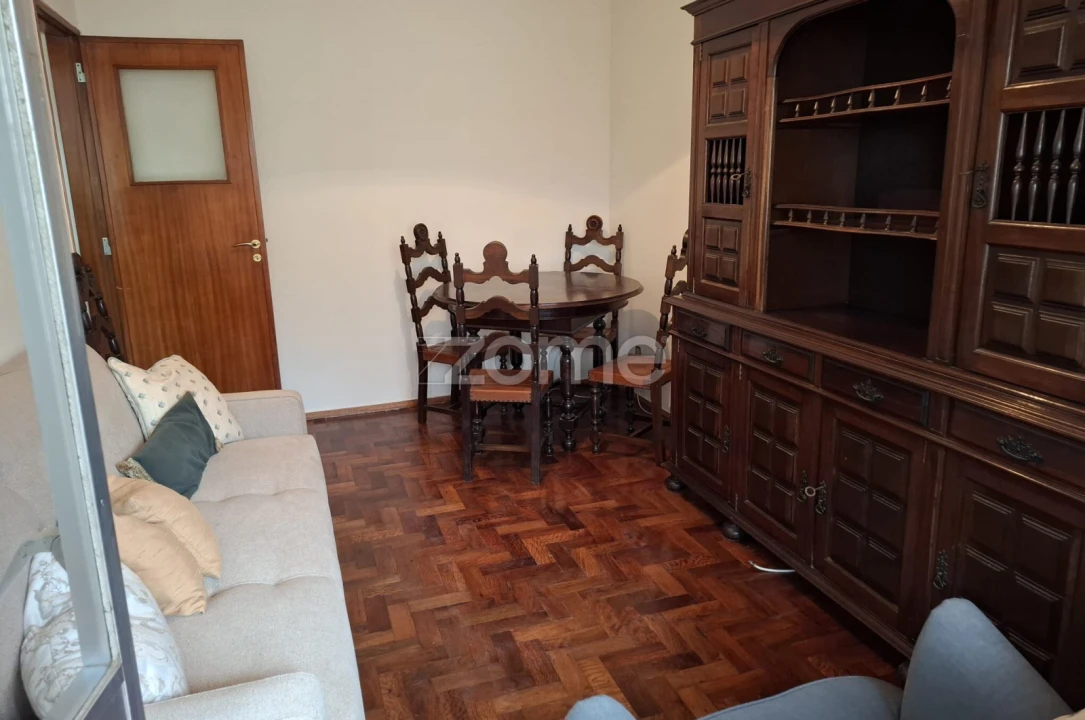 Apartamento T3 para Arrendamento em Oeiras e São Julião da Barra, Paço de Arcos e Caxias Foto 5