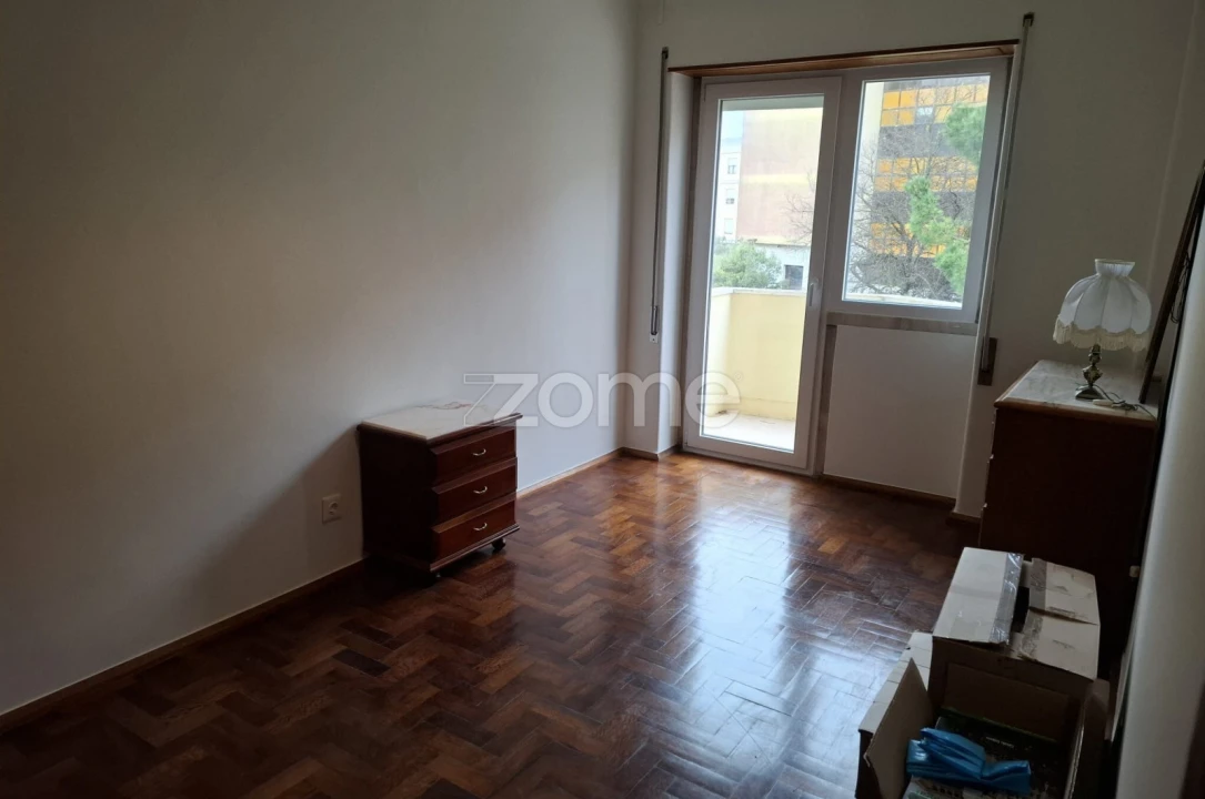 Apartamento T3 para Arrendamento em Oeiras e São Julião da Barra, Paço de Arcos e Caxias Foto 20