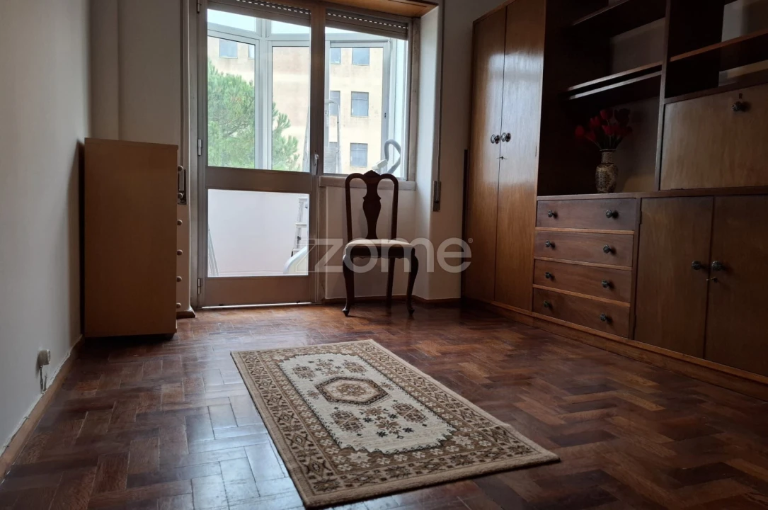 Apartamento T3 para Arrendamento em Oeiras e São Julião da Barra, Paço de Arcos e Caxias Foto 18