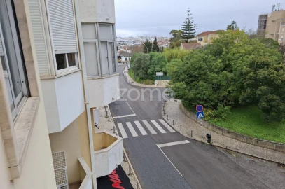 Apartamento T3 para Arrendamento em Oeiras e São Julião da Barra, Paço de Arcos e Caxias