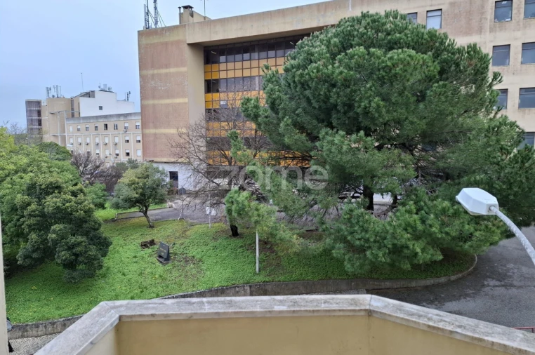 Apartamento T3 para Arrendamento em Oeiras e São Julião da Barra, Paço de Arcos e Caxias Foto 21