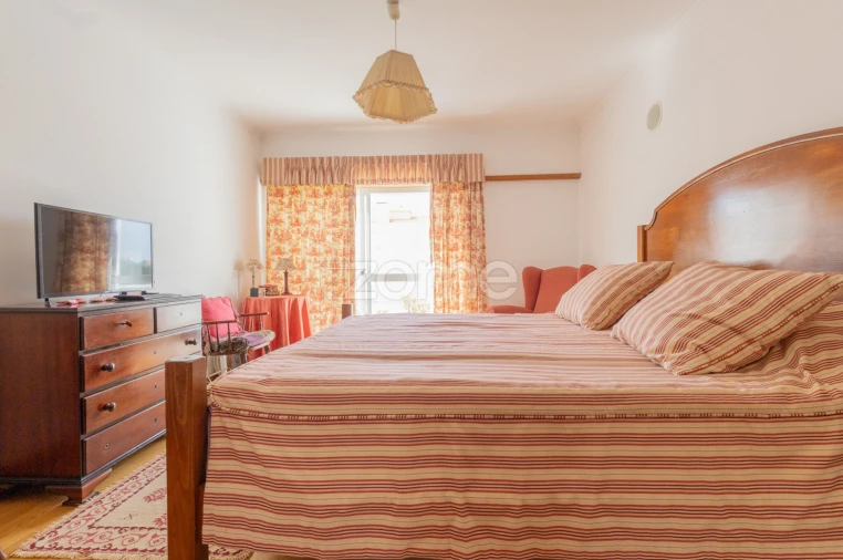 Apartamento T4 para Venda em Carcavelos e Parede Foto 43