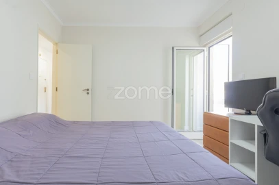 Apartamento T2 para Venda em Santa Maria e São Miguel, São Martinho, São Pedro Penaferrim