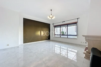 Apartamento T3 para Venda em Tavarede