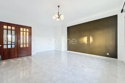 Apartamento T3 para Venda em Tavarede