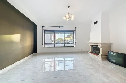 Apartamento T3 para Venda em Tavarede