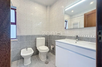 Apartamento T3 para Venda em Tavarede