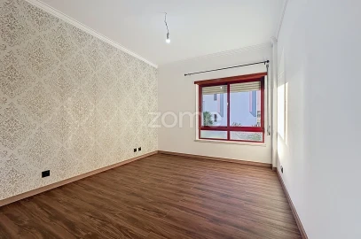 Apartamento T3 para Venda em Tavarede