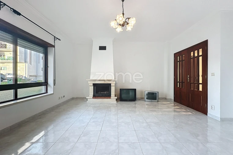 Apartamento T3 para Venda em Tavarede Foto 5