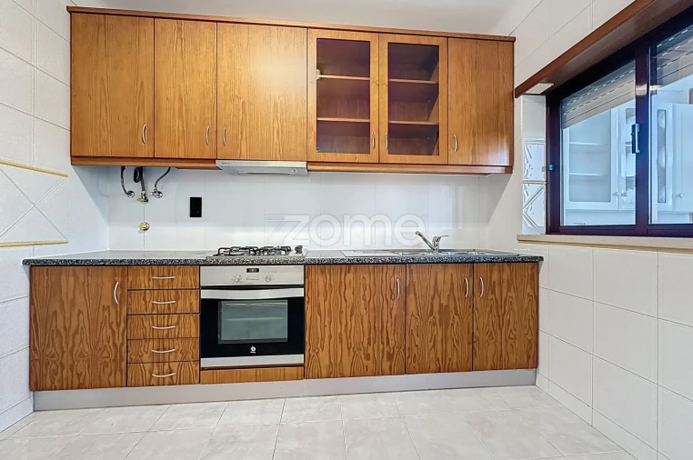 Apartamento T3 para Venda em Tavarede Foto 33