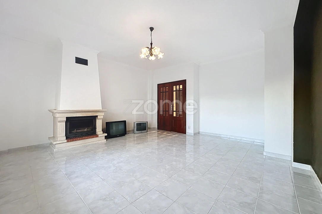 Apartamento T3 para Venda em Tavarede Foto 6