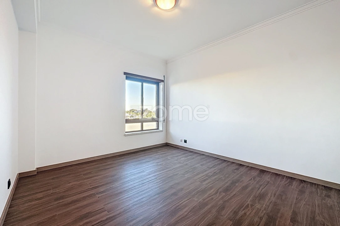 Apartamento T3 para Venda em Tavarede Foto 15