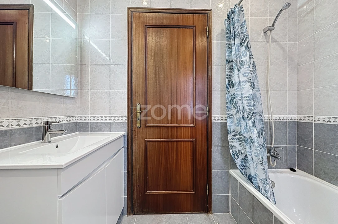 Apartamento T3 para Venda em Tavarede Foto 23