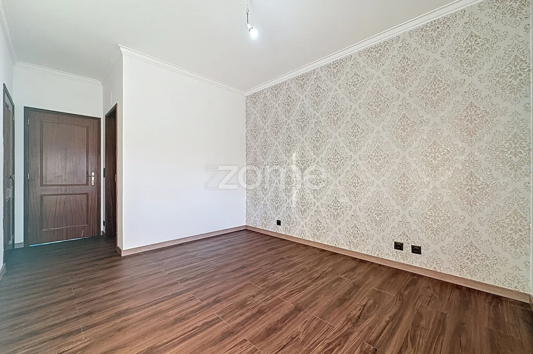 Apartamento T3 para Venda em Tavarede Foto 28