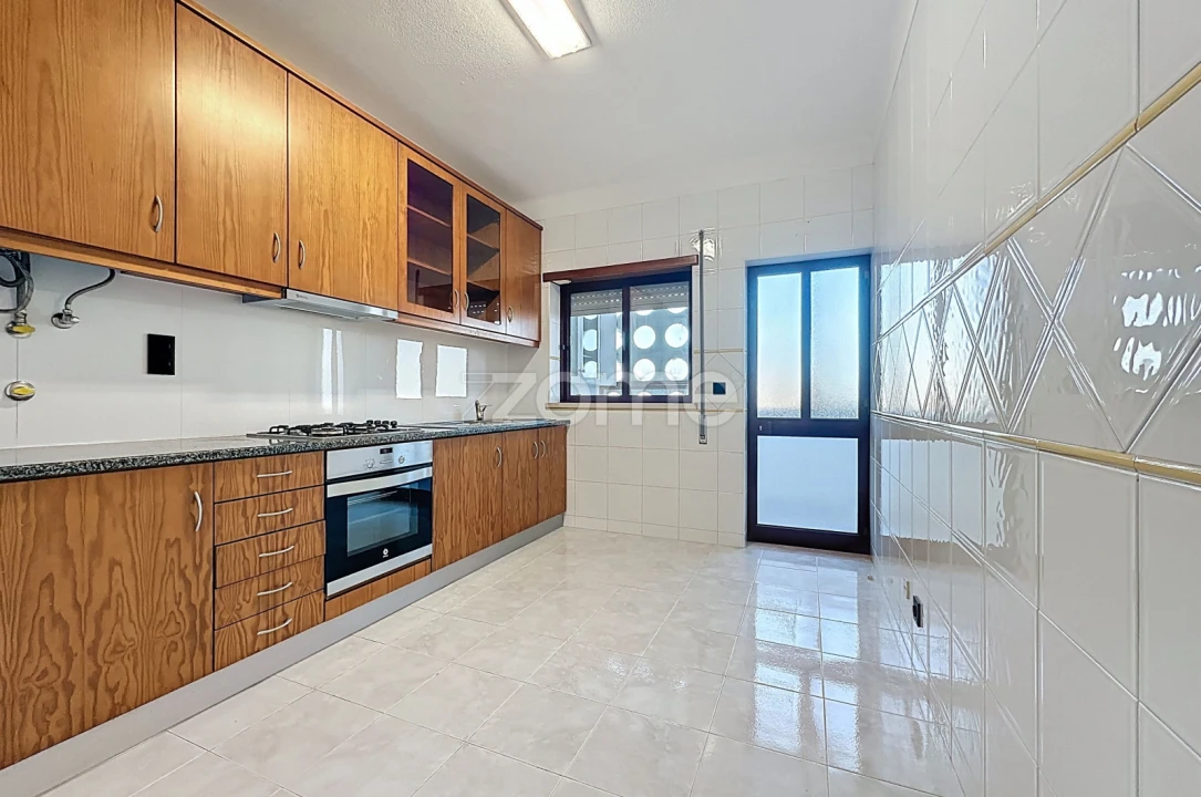 Apartamento T3 para Venda em Tavarede Foto 31